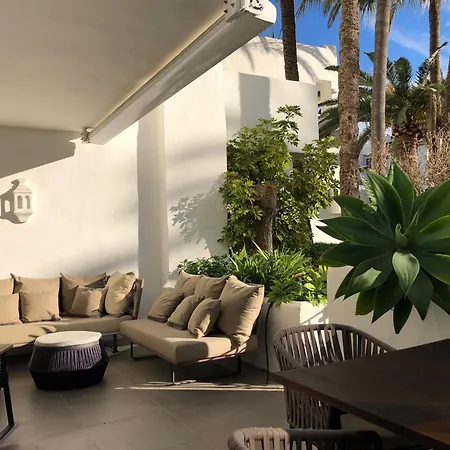 Alcazaba Luxury Apartment02 *